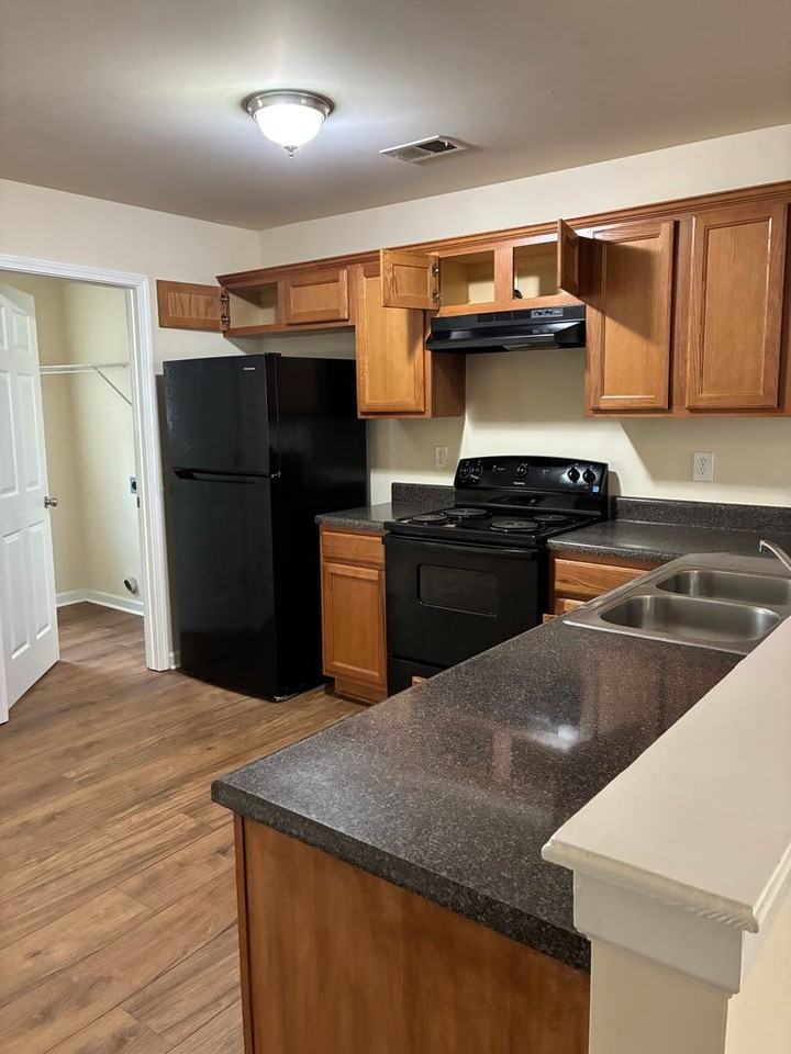 38 Middlebrook Dr - Photo 3 of 7