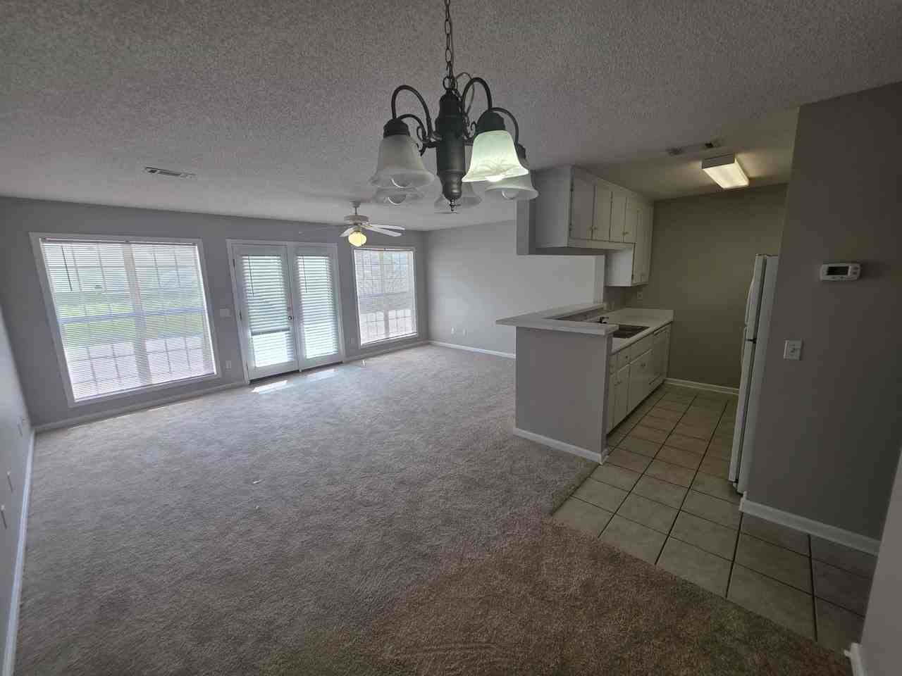 147 S Springview Dr - Photo 3 of 13