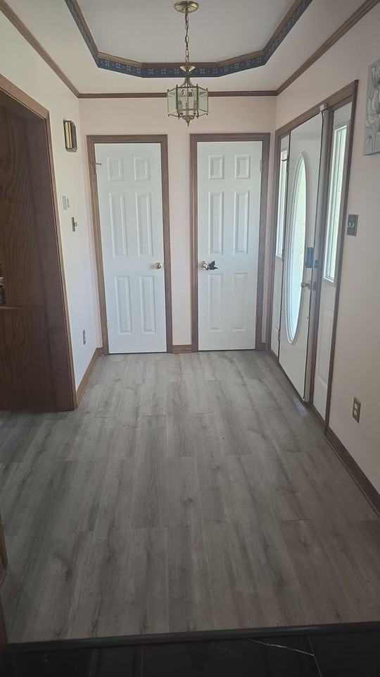 466 Mayfair Ct - Photo 6 of 17