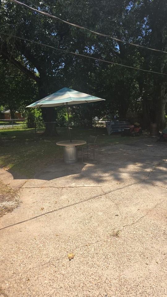 103 State Ct - Photo 7 of 27