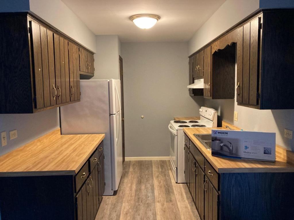 205 Woodrow Ave Apt 2w - Photo 5 of 11