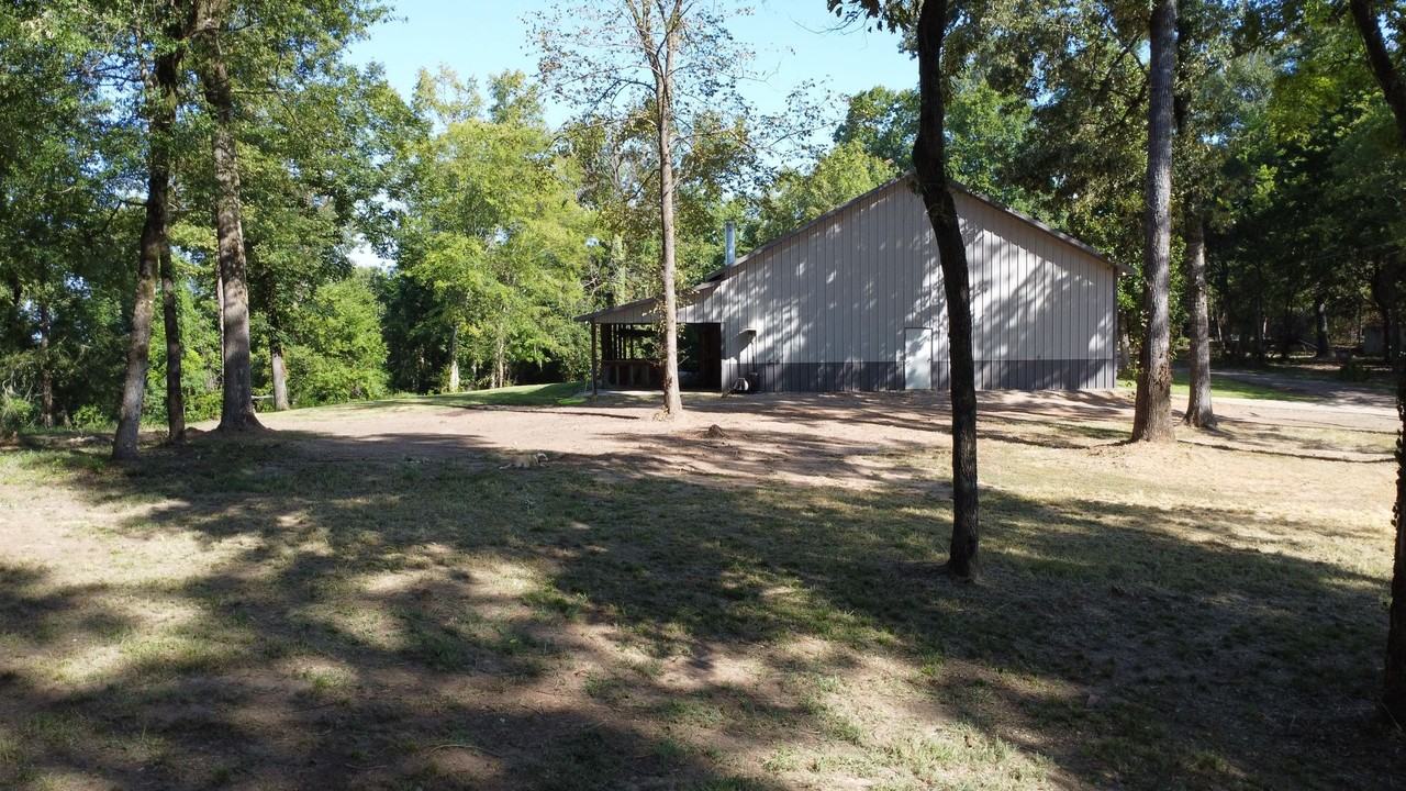 1049 Ma County Road 3636 - Photo 3 of 29