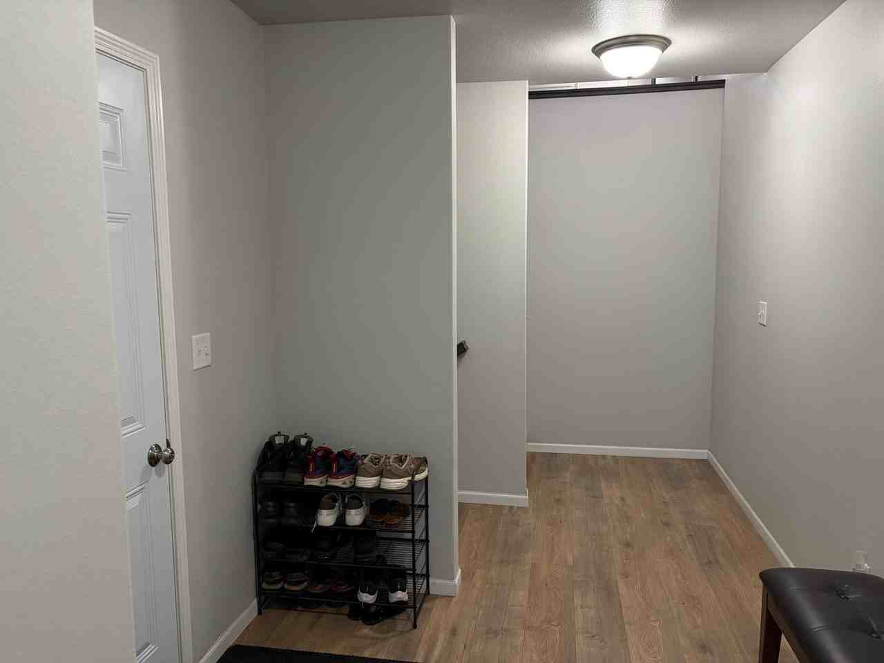 1740 Tobi Ln - Photo 3 of 17