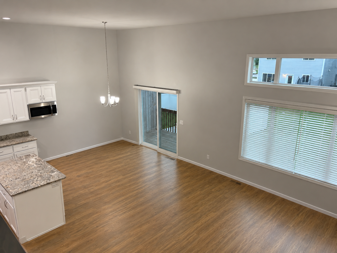 1740 Tobi Ln - Photo 5 of 17