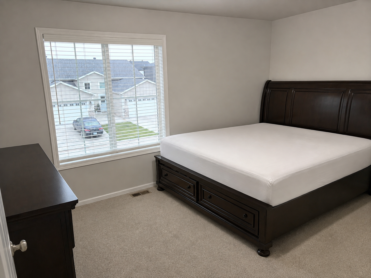 1740 Tobi Ln - Photo 7 of 17