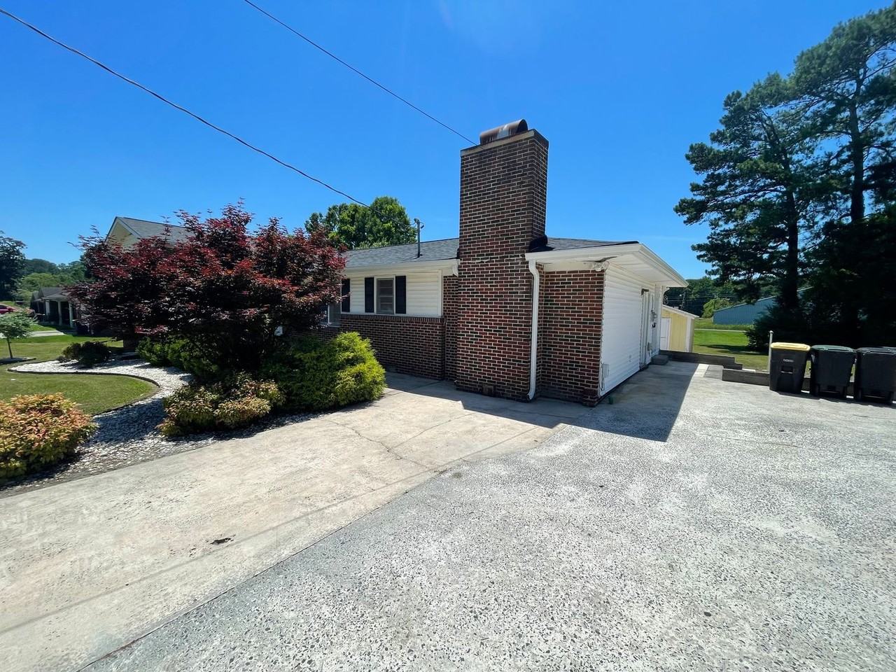 51 Lyons Dr Nw - Photo 3 of 43
