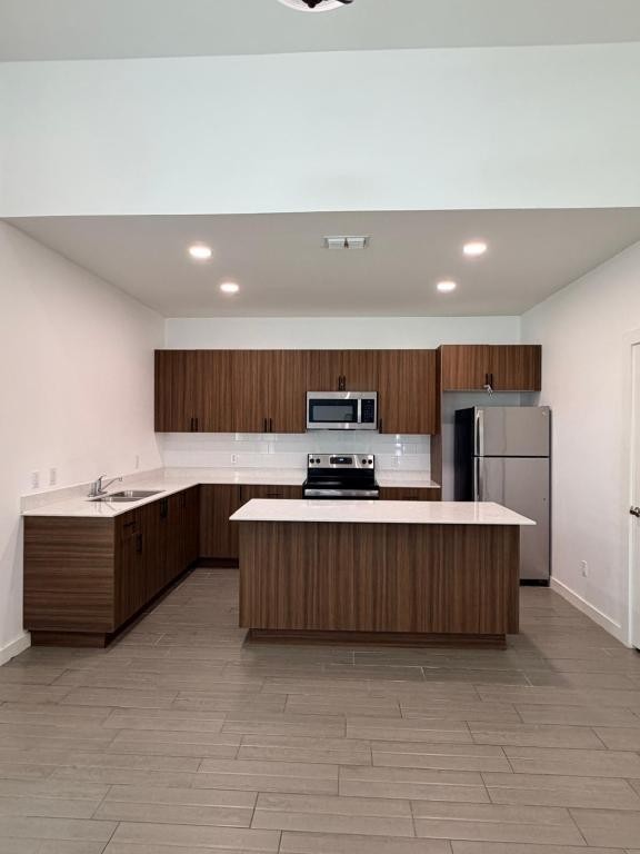 534 North Ave - Photo 3 of 7