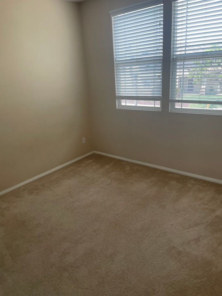 31423 Eucalyptus Ct - Photo 7 of 12