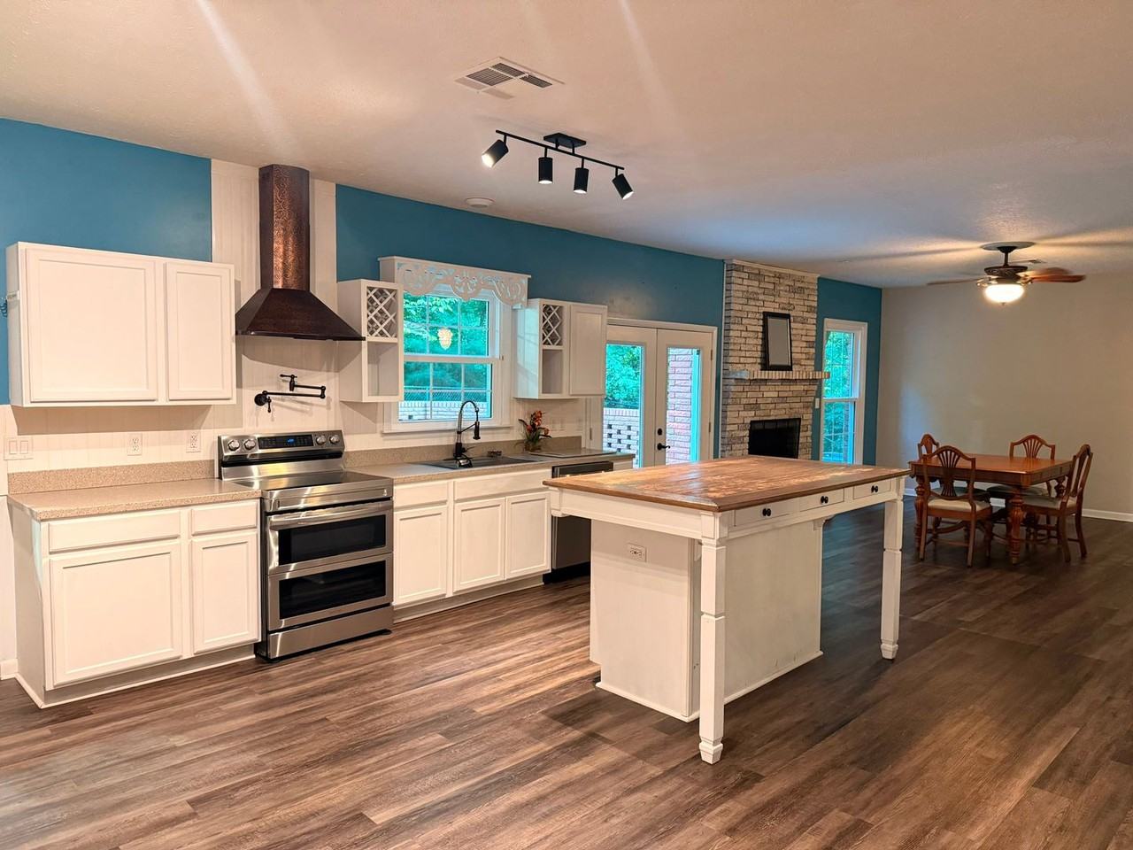154 Spivey Rd - Photo 4 of 20