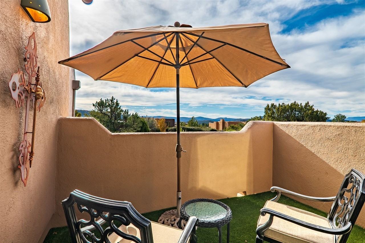 2450 Mule Deer Rd - Photo 2 of 45