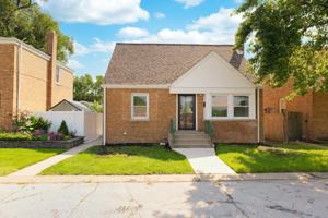 featured image of 11031 S Pulaski Rd