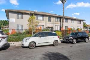 featured image of 4009 S Muirfield Rd