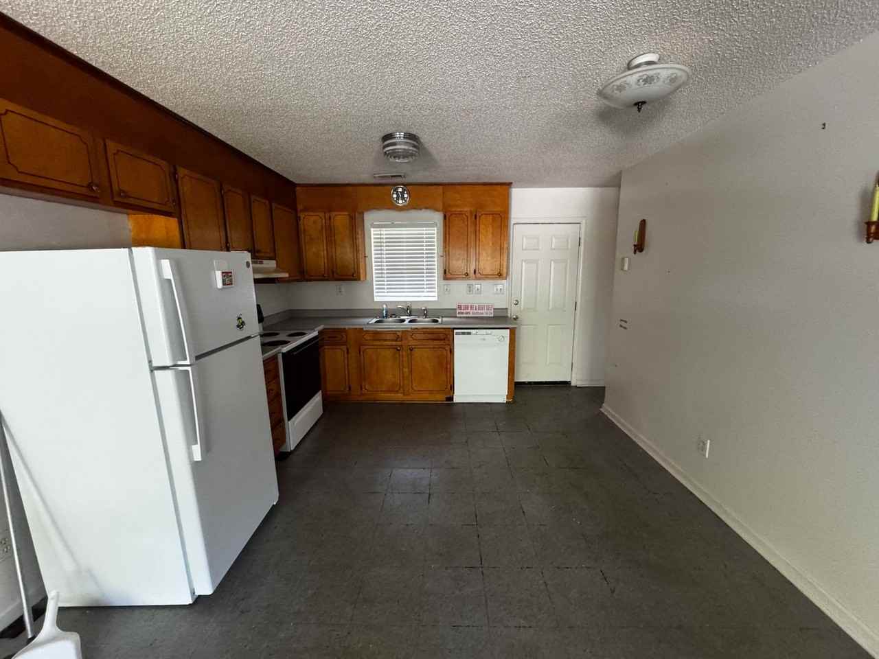 1457 Cherryville Rd - Photo 7 of 23