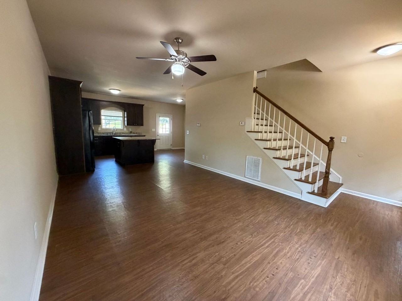 129 North Ave - Photo 4 of 16