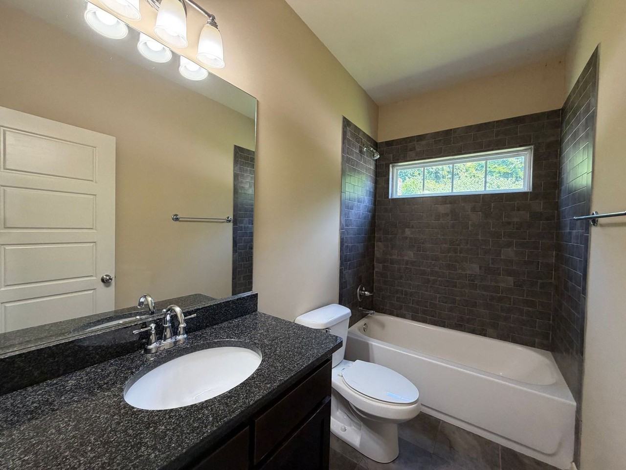 129 North Ave - Photo 6 of 16