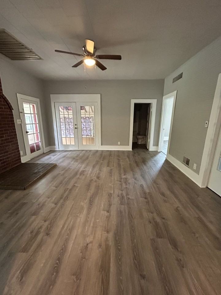 209 209 S. Jefferson Frontenac, KS ##Ks - Photo 2 of 12