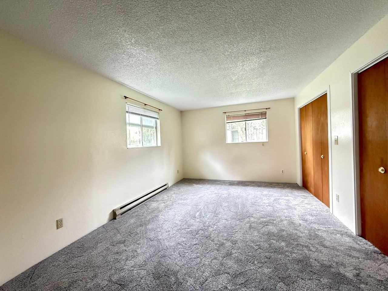 502 F Ave - Photo 6 of 12