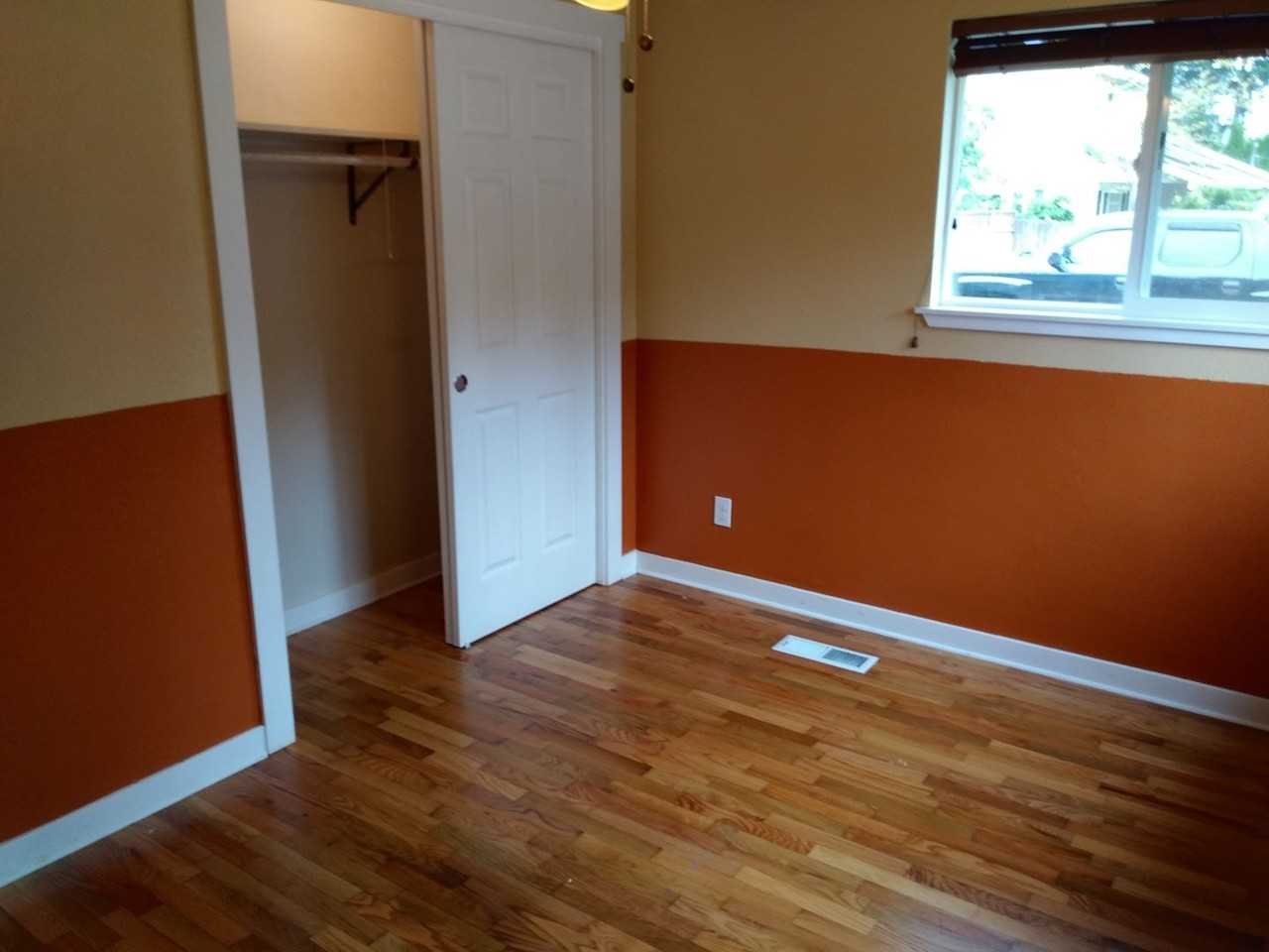4715 25th Ave Se - Photo 6 of 9
