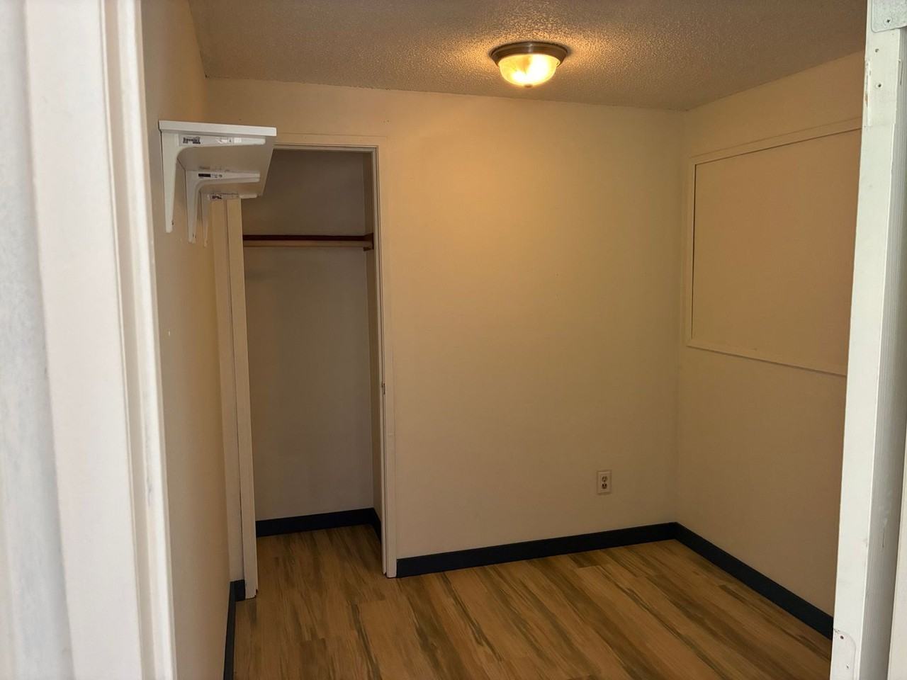 3314 E College Way - Photo 6 of 7
