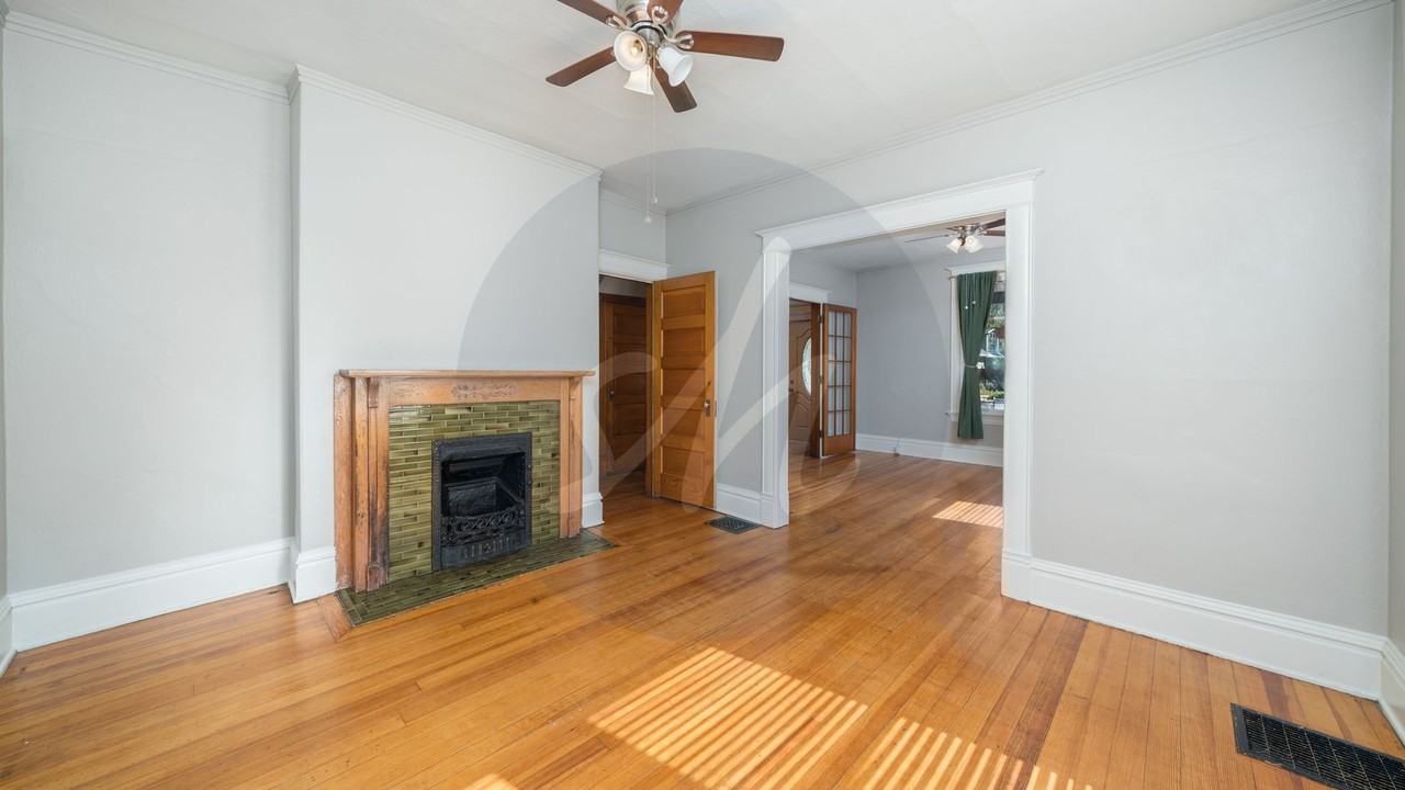 1213 W Colorado Ave - Photo 4 of 16