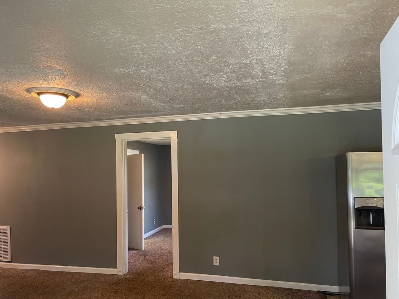 210 Jerry Rd - Photo 2 of 35