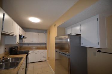 3570 Sable Palm Ln #K - Photo 3 of 9
