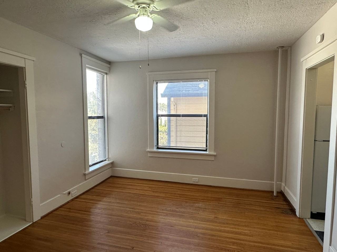 Wellesley Court Apartments - Photo 6 of 21