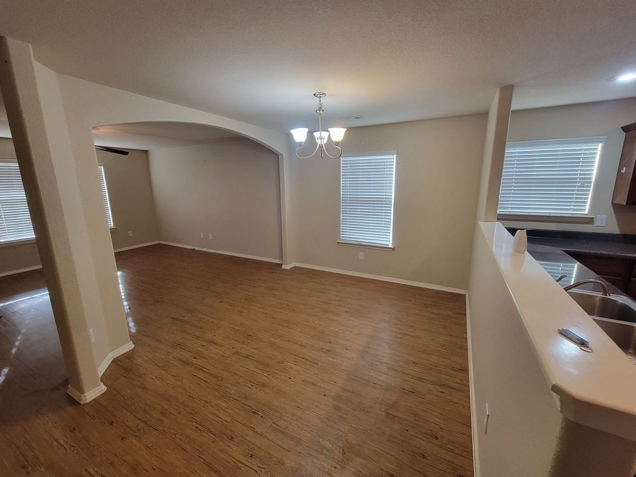 4623 W Colfax Loop - Photo 4 of 12