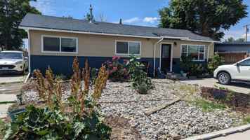 featured image of 655 W 5th St