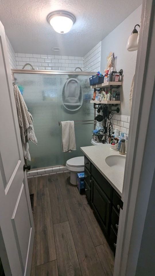 655 W 5th St - Photo 5 of 8