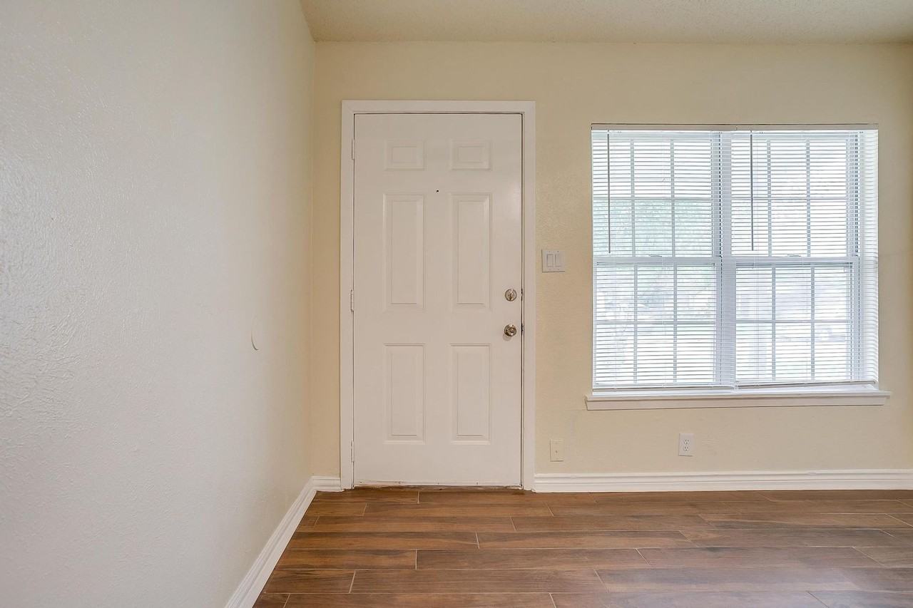 3537 Half Moon Dr - Photo 6 of 37