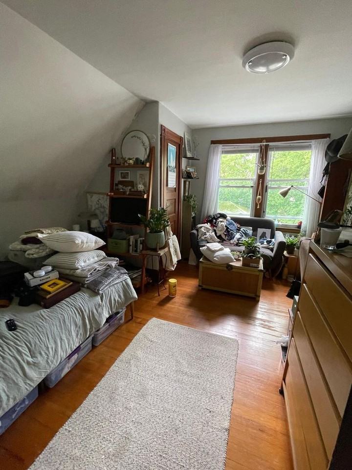 15 Mapleton St - Photo 6 of 13