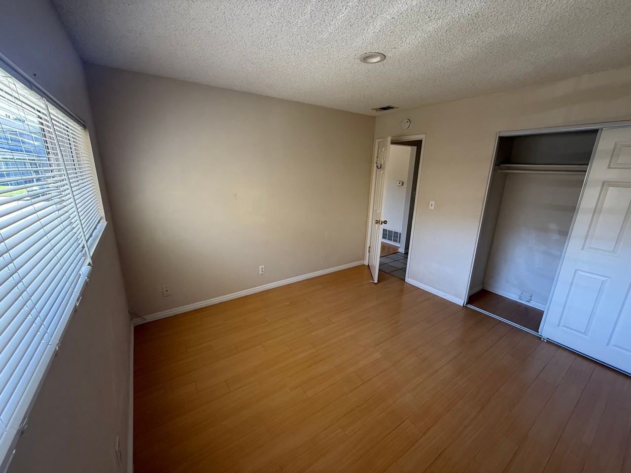 18209 Camino Bello #1 - Photo 4 of 11