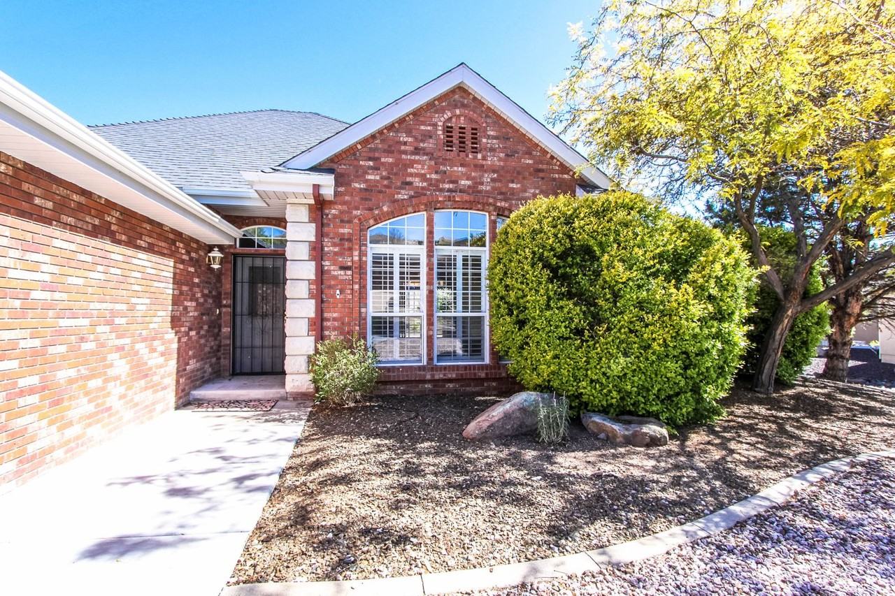 653 Golden Hawk Dr - Photo 2 of 22