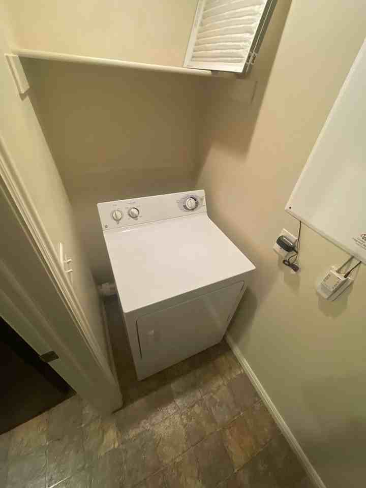 1061 Canyon Meadow Dr #4 - Photo 6 of 20