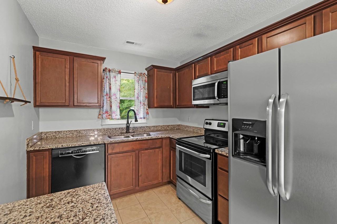 2080 Dawson Cabin Rd - Photo 4 of 21
