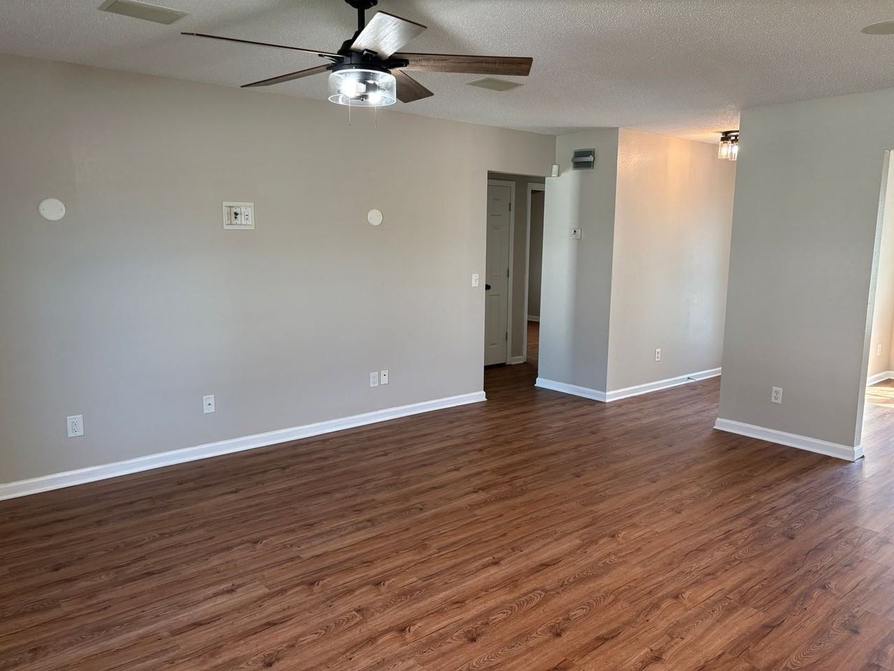 116 Wax Myrtle Ct - Photo 2 of 20