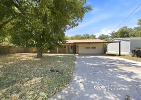 featured image of 1624 Lands End St