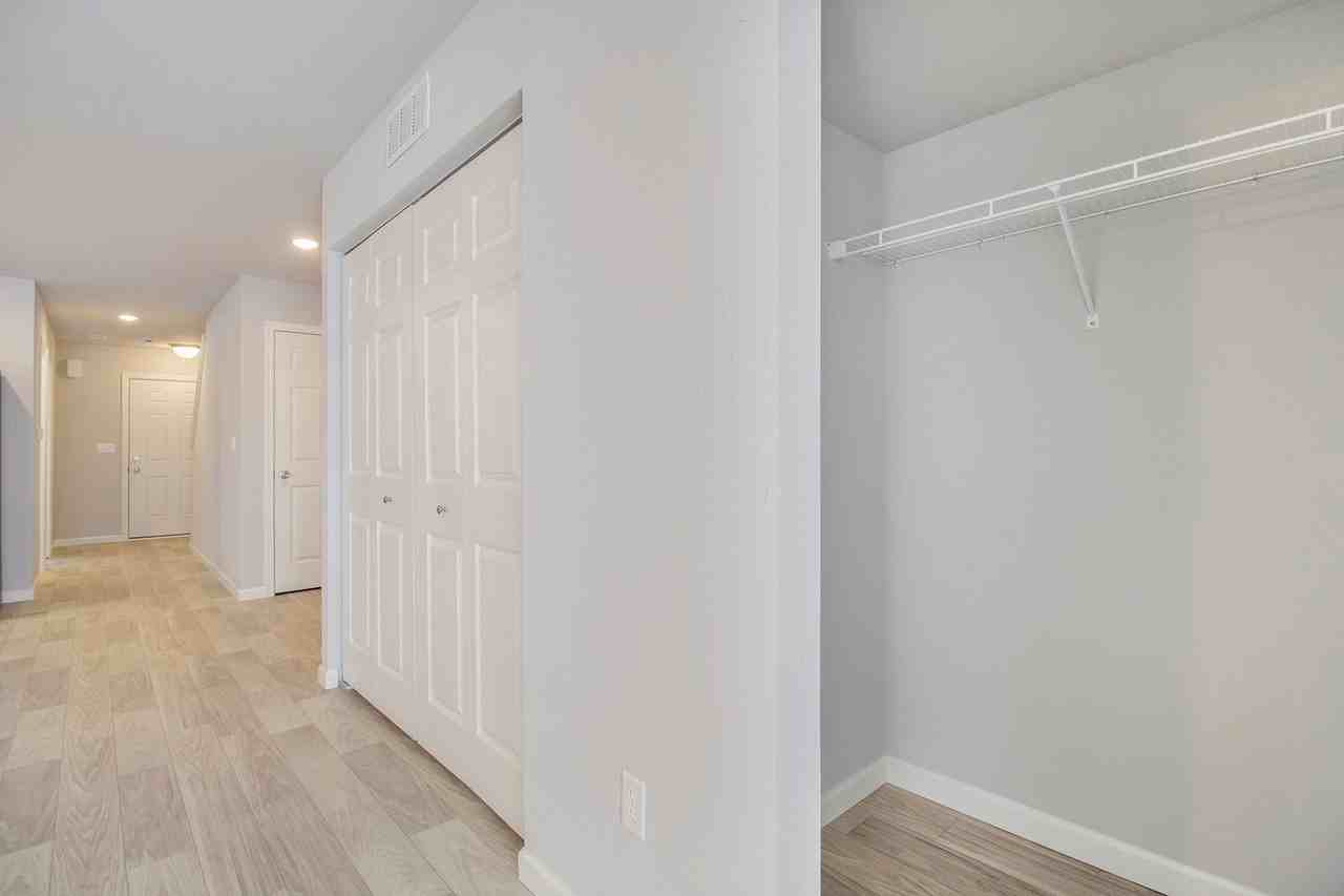 910 Dora Ln - Photo 7 of 25