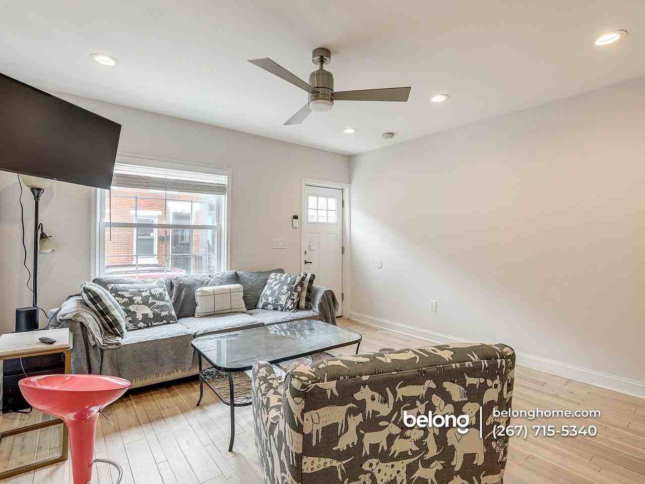 1322 S Mole St - Photo 5 of 24