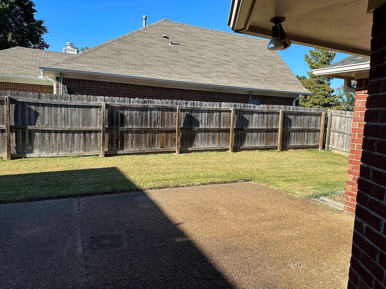 8218 Clinton Way Cv - Photo 3 of 11