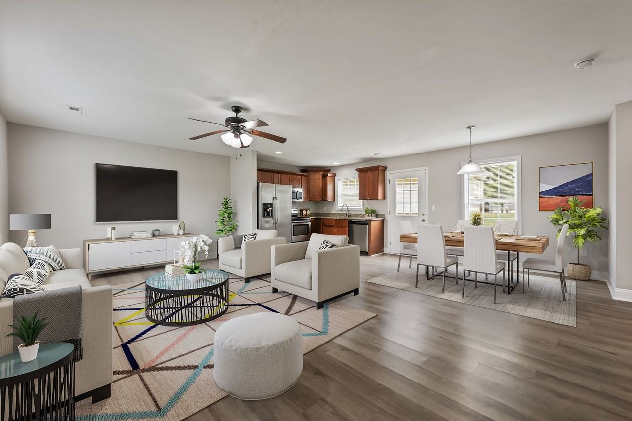Villas at Carlyle Place - Photo 4 of 19