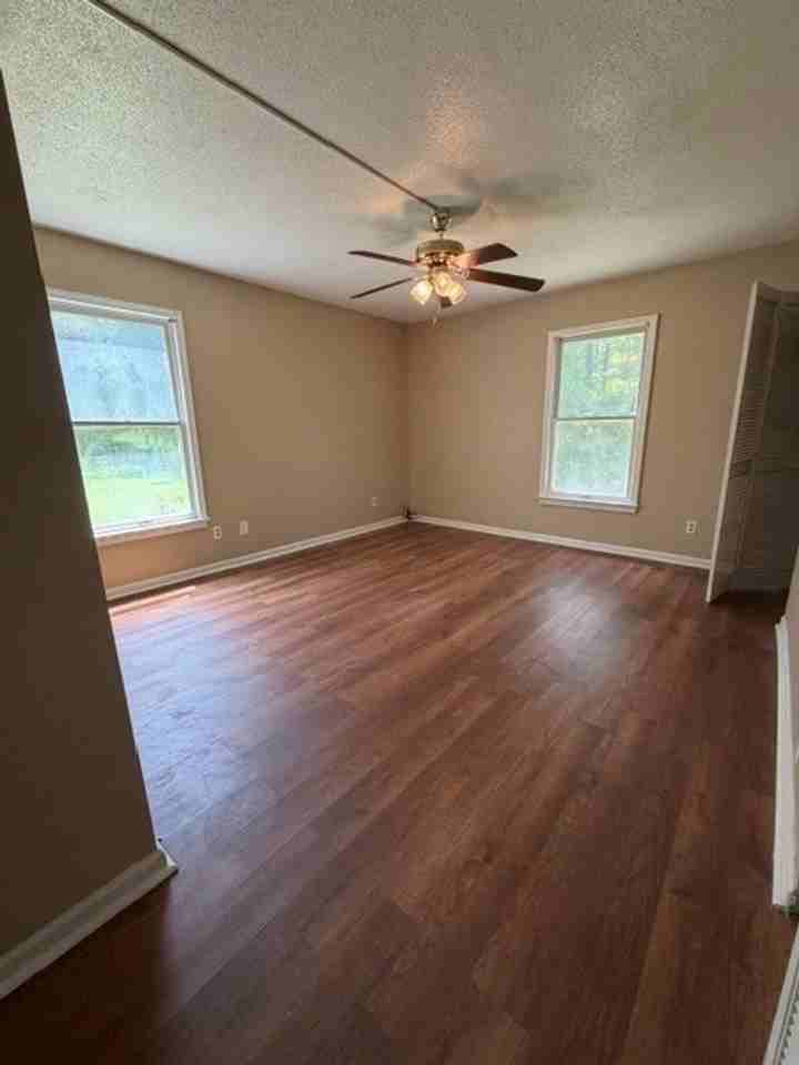 13 Cromwell Pl - Photo 6 of 13