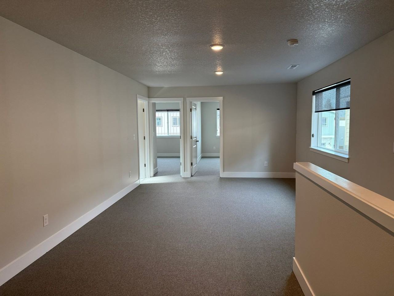 9814 Ne 29th Ave - Photo 5 of 12