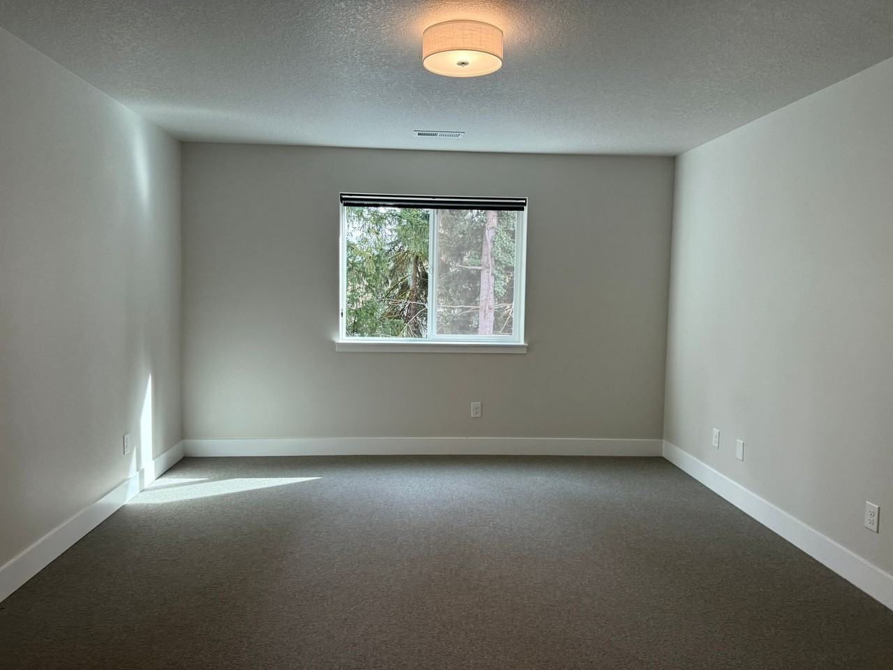 9814 Ne 29th Ave - Photo 7 of 12