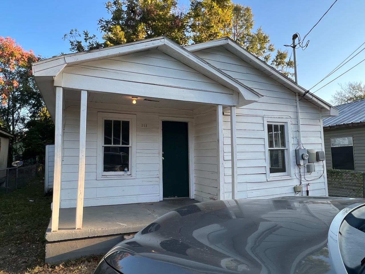 311 Short St - Photo 2 of 16
