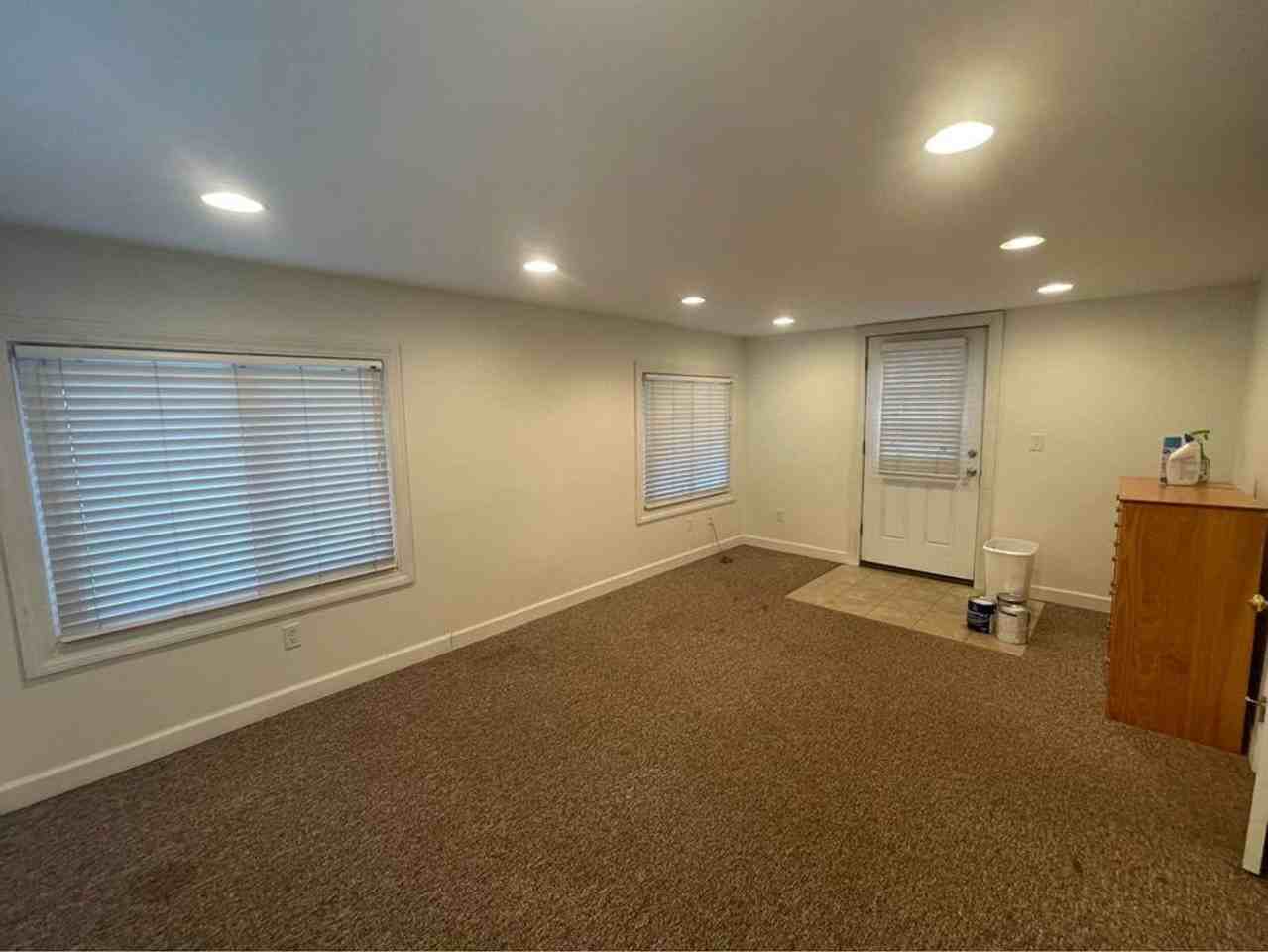 654 22nd St N - Photo 4 of 27