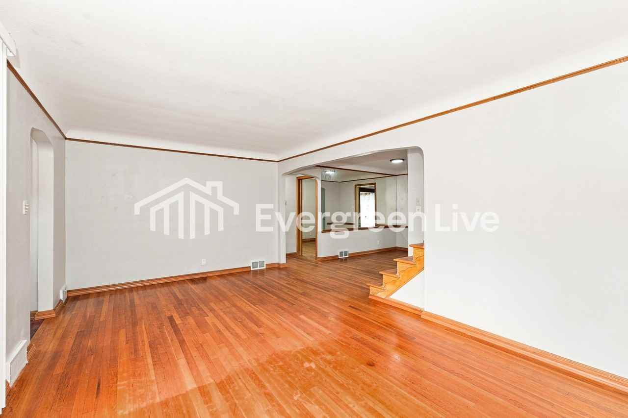 4214 Bexley Blvd - Photo 6 of 16
