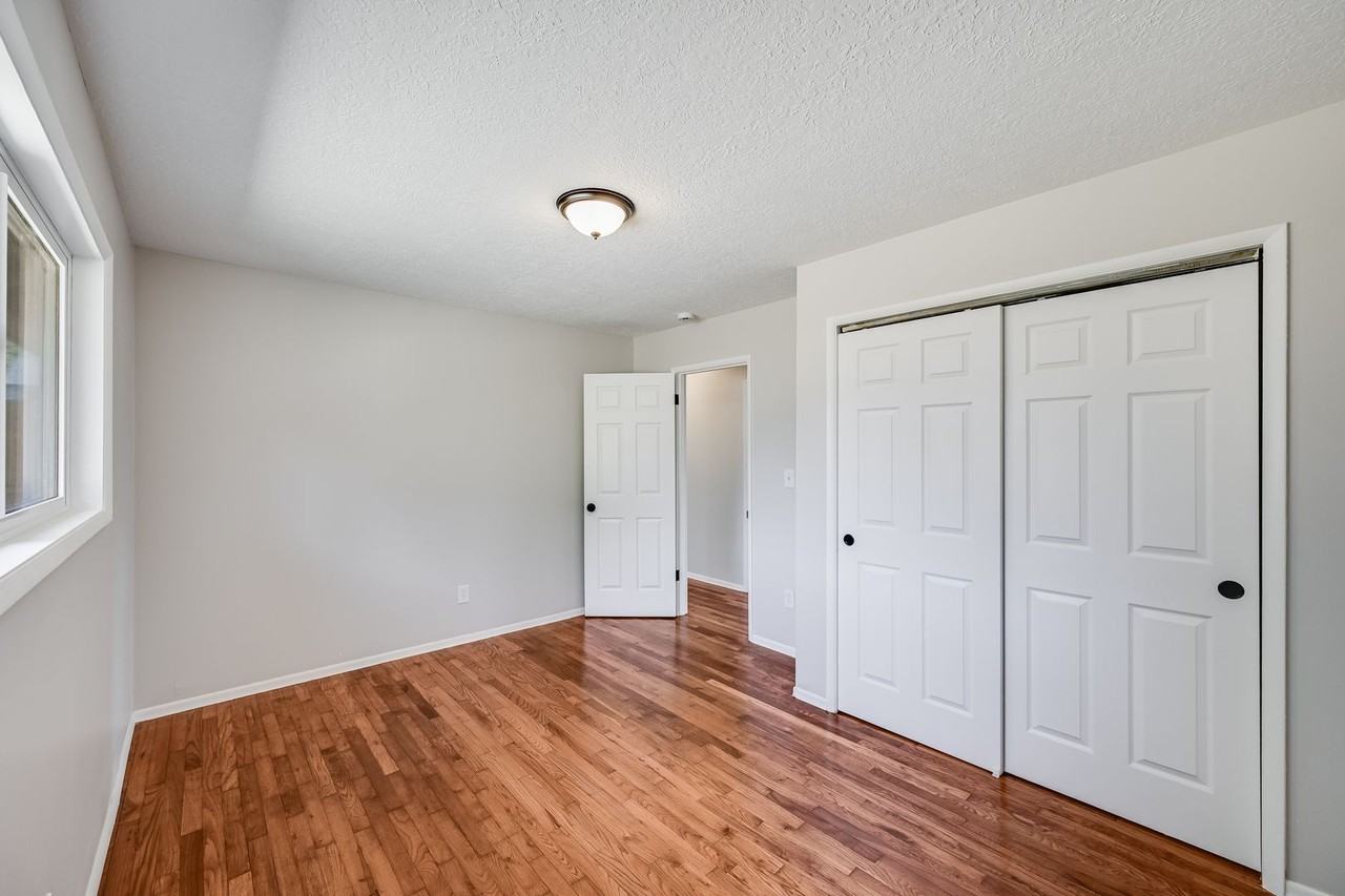 8131 Se 68th Ave - Photo 4 of 12