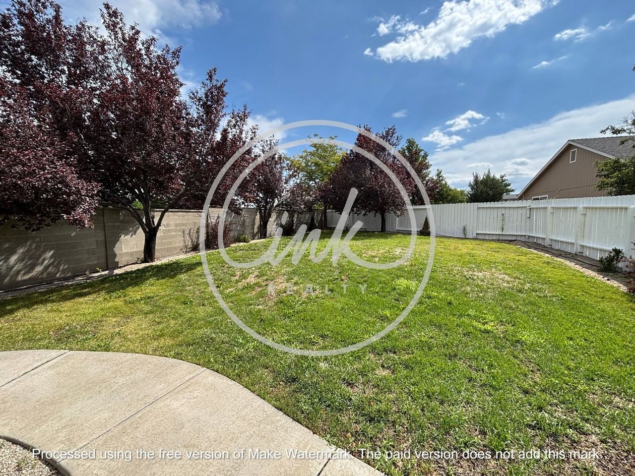 1284 Kyndal Way - Photo 2 of 4